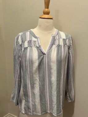 Striped V-Neck Bracelet Sleeve Linen Blend Top in Lavender & White
